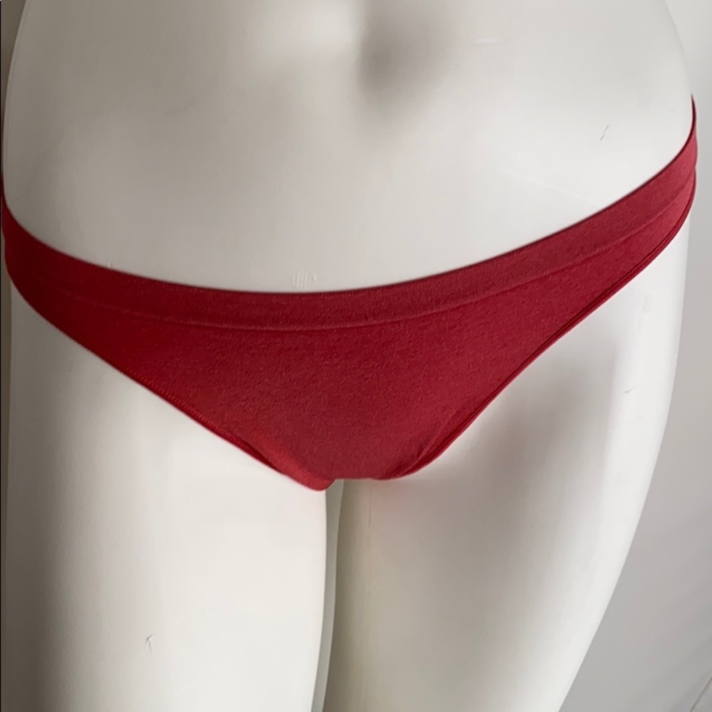 Black Fuchsia nylon stretch thong panty M